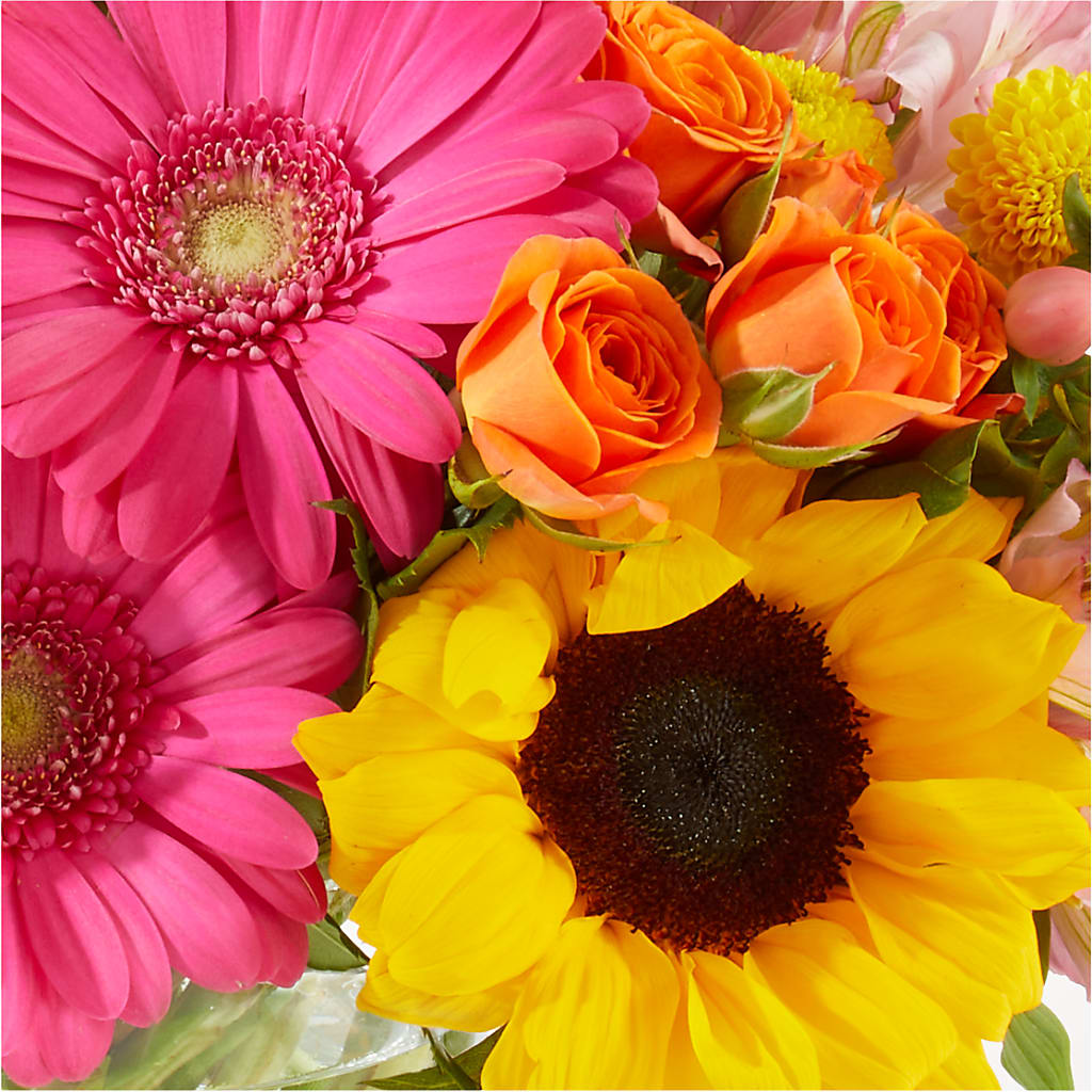Florist Original Mixed Bouquet – ELLIJAY'S HOMETOWN FLORIST INC, Ellijay GA