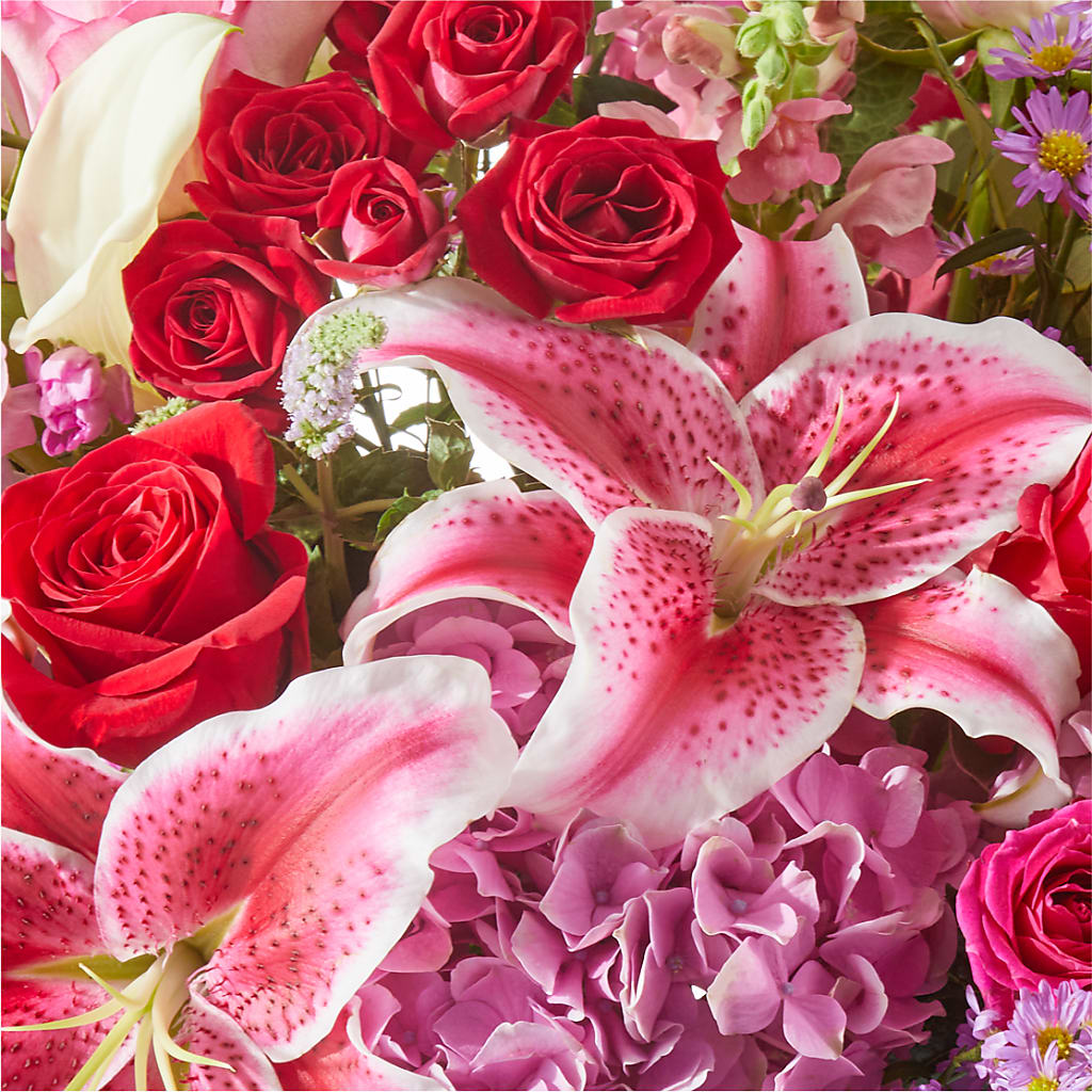 Better Together - A Luxury Florist Original – ELLIJAY'S HOMETOWN FLORIST INC, Ellijay GA