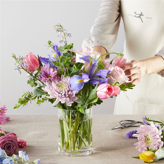 Pastel Tradition - A Florist Original – ELLIJAY'S HOMETOWN FLORIST INC, Ellijay GA