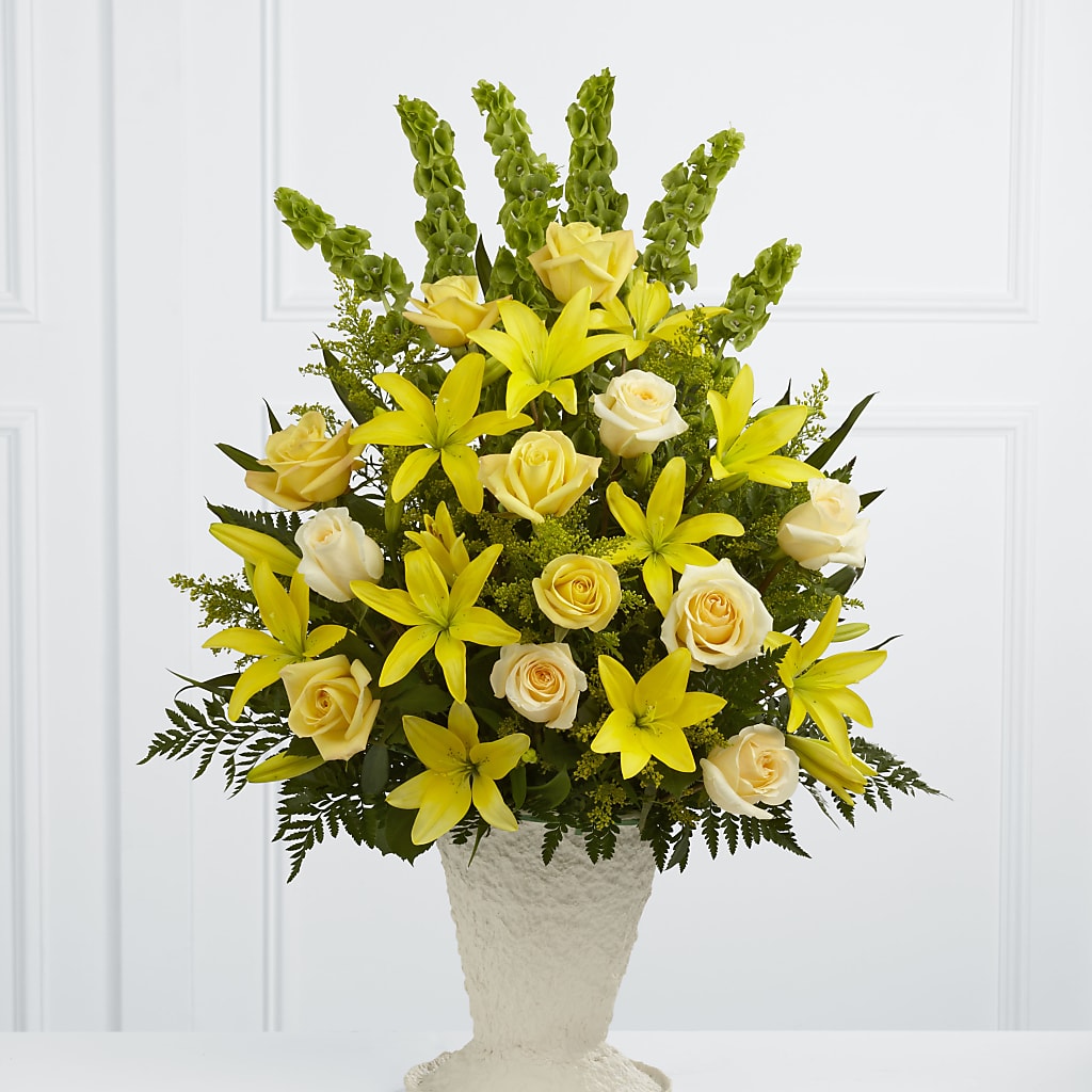 Golden Memories Arrangement – ELLIJAY'S HOMETOWN FLORIST INC, Ellijay GA