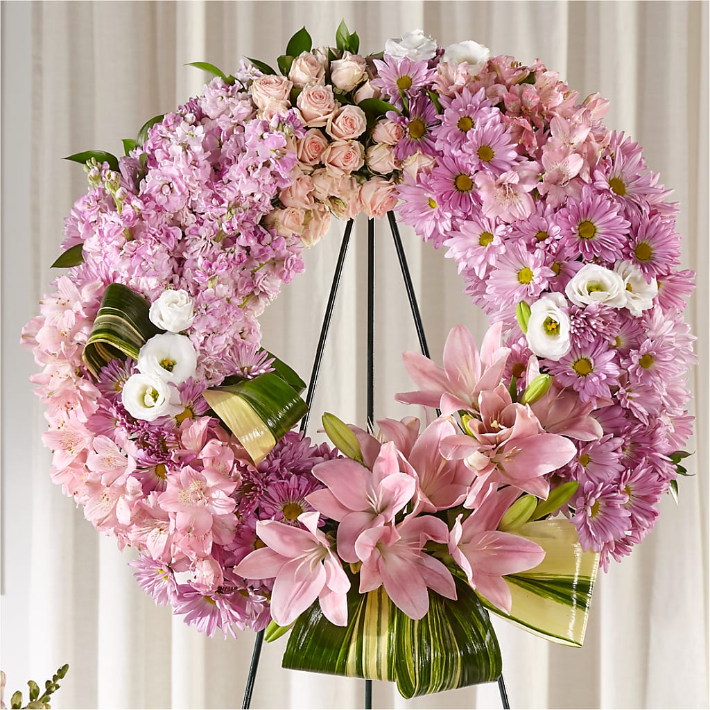 Gift of Warmth Wreath – ELLIJAY'S HOMETOWN FLORIST INC, Ellijay GA