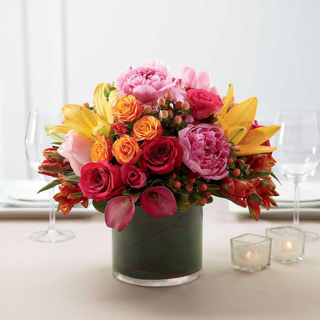 Color Mix Arrangement – ELLIJAY'S HOMETOWN FLORIST INC, Ellijay GA