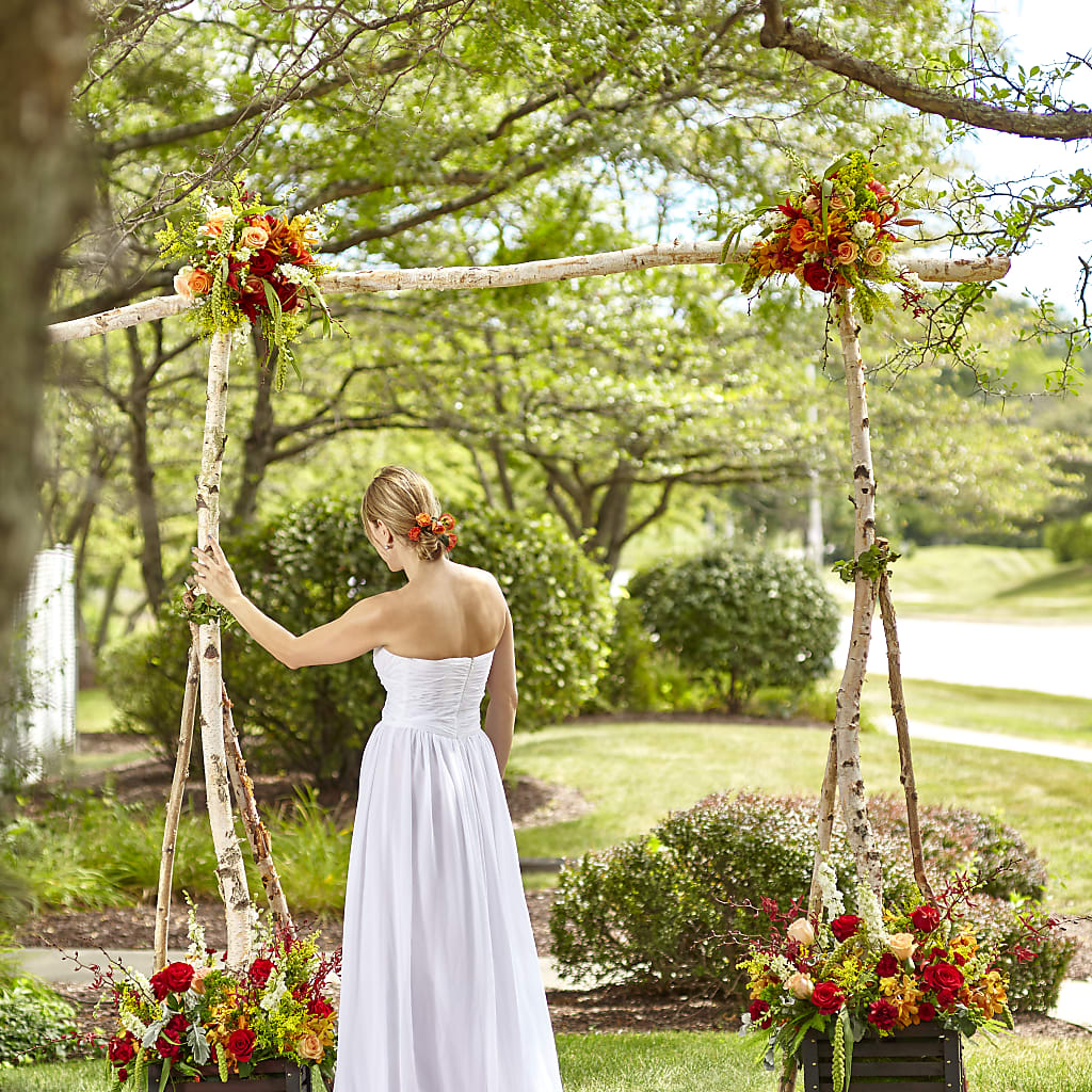 Arbor of Love Archway – ELLIJAY'S HOMETOWN FLORIST INC, Ellijay GA