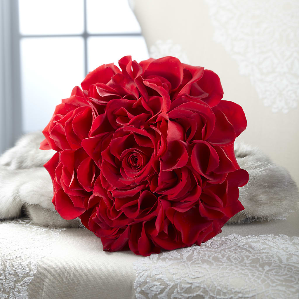 Composite Rose Bouquet – ELLIJAY'S HOMETOWN FLORIST INC, Ellijay GA
