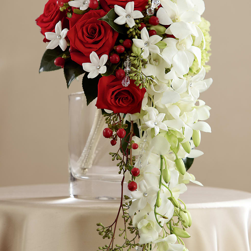 Here Comes the Bride Bouquet – ELLIJAY'S HOMETOWN FLORIST INC, Ellijay GA