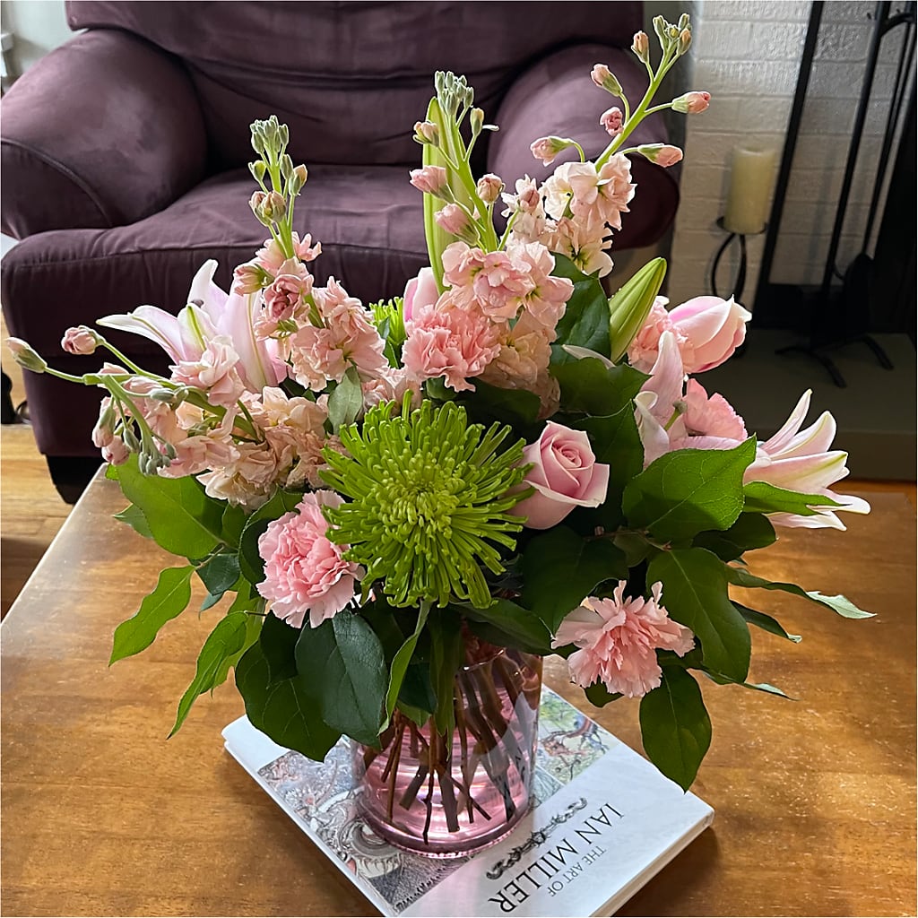 Pretty in Pink Bouquet – ELLIJAY'S HOMETOWN FLORIST INC, Ellijay GA