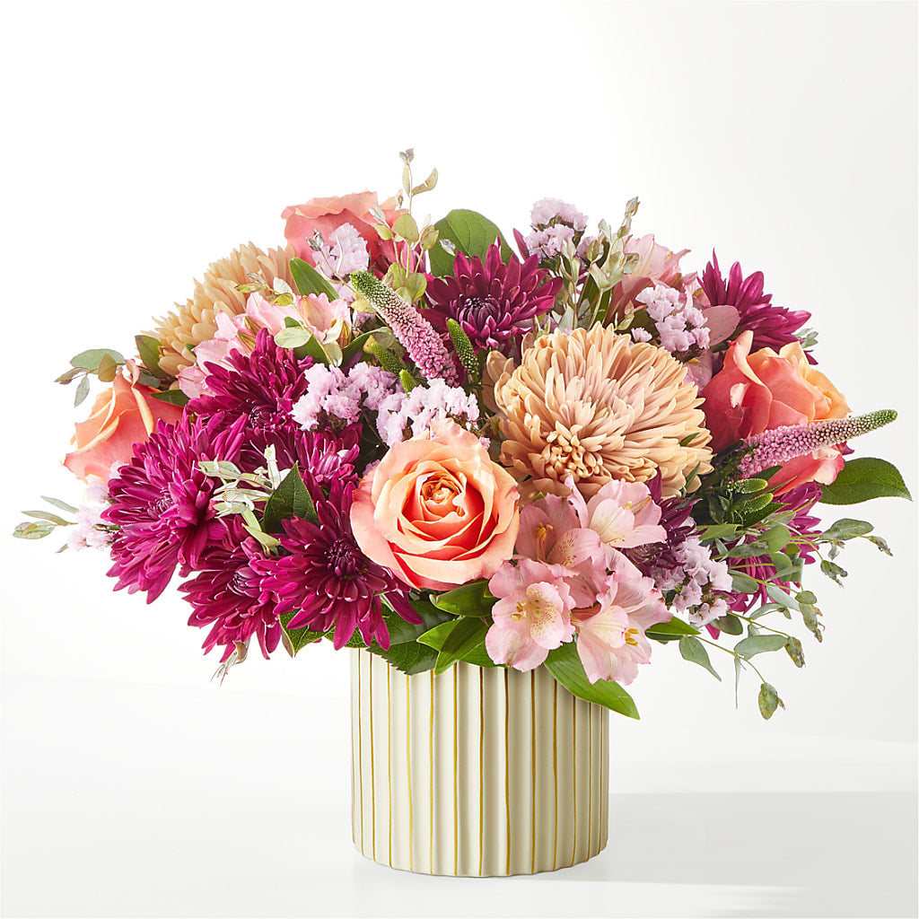 Berry Cobbler Bouquet with Ivory Vase – ELLIJAY'S HOMETOWN FLORIST INC, Ellijay GA