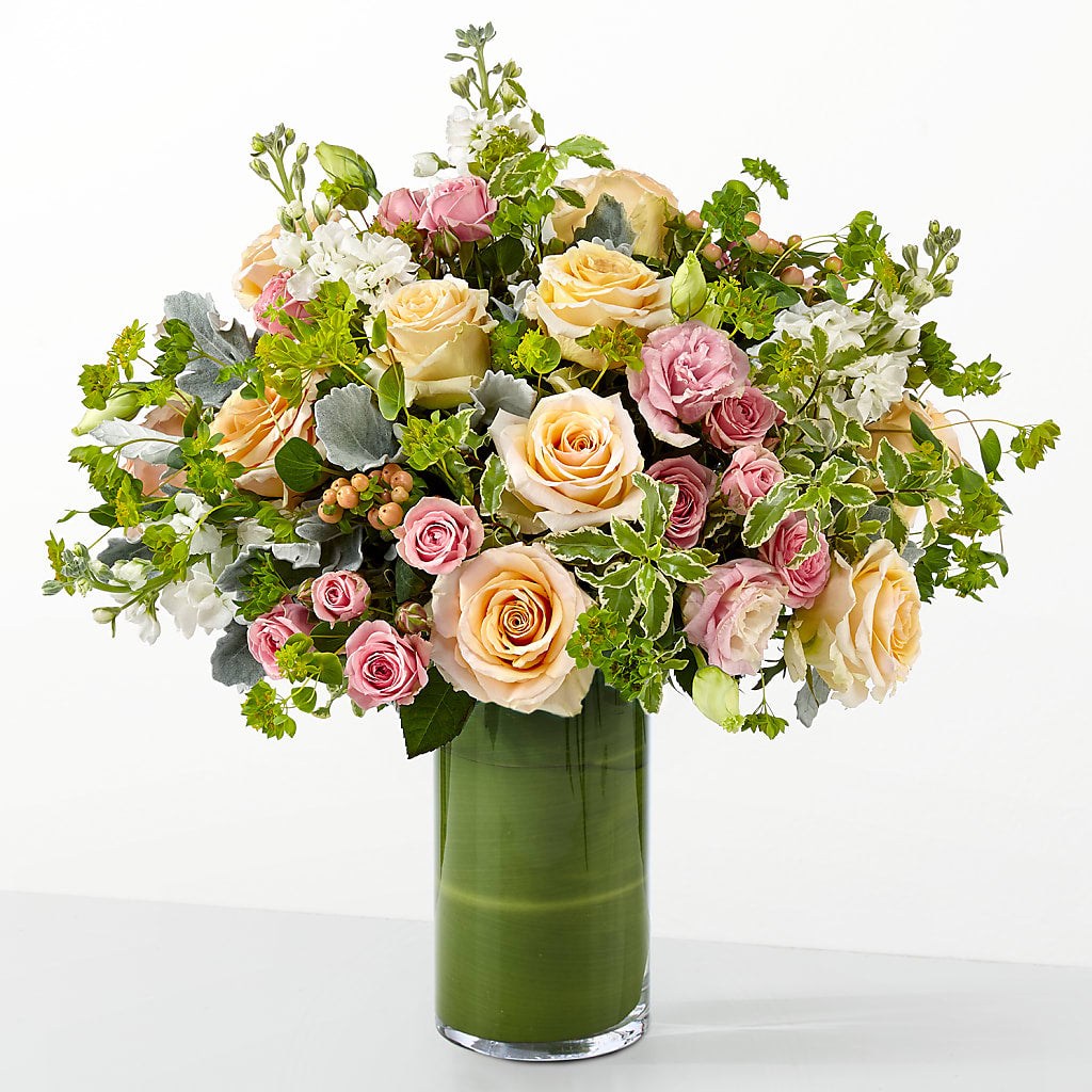 The Glamour Shot – ELLIJAY'S HOMETOWN FLORIST INC, Ellijay GA