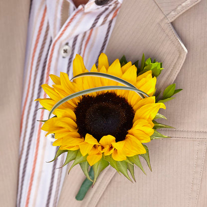 Free Spirit Boutonniere – ELLIJAY'S HOMETOWN FLORIST INC, Ellijay GA